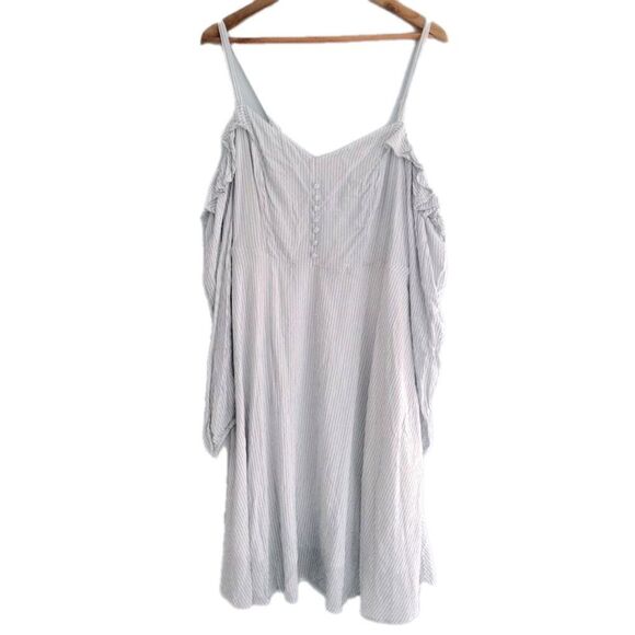 Torrid Dress Cold Shoulder Cottagecore Striped Button Front Blue Plus Si… - Picture 3 of 10